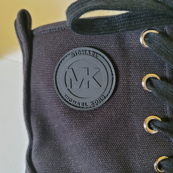 MICHAEL KORS COREY CANVAS COMBAT BOOT( BLACK ) - Picture 12 of 16